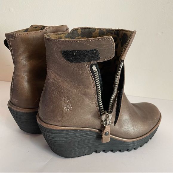Fly London Yava Women's Wedge Boot size 38 - Picture 5 of 8